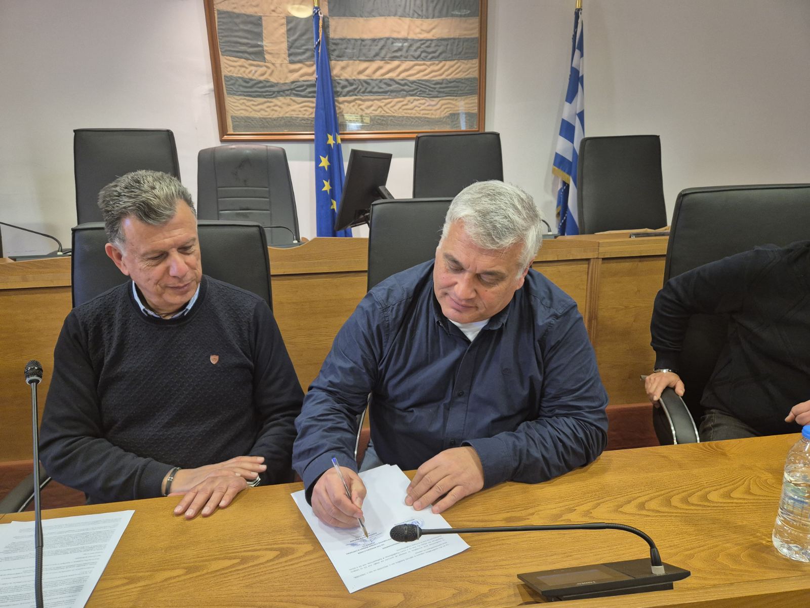 2025 3 21 Υπογραφή Σύμβασης αποκομιδής (1).jpg