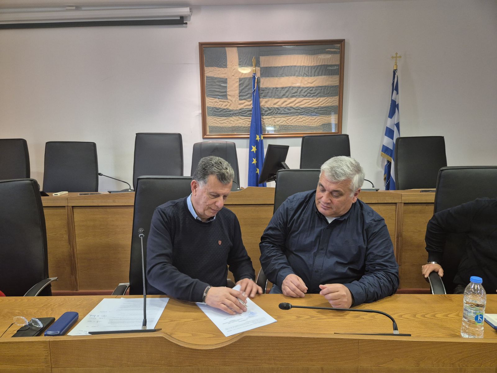 2025 3 21 Υπογραφή Σύμβασης αποκομιδής (5).jpg