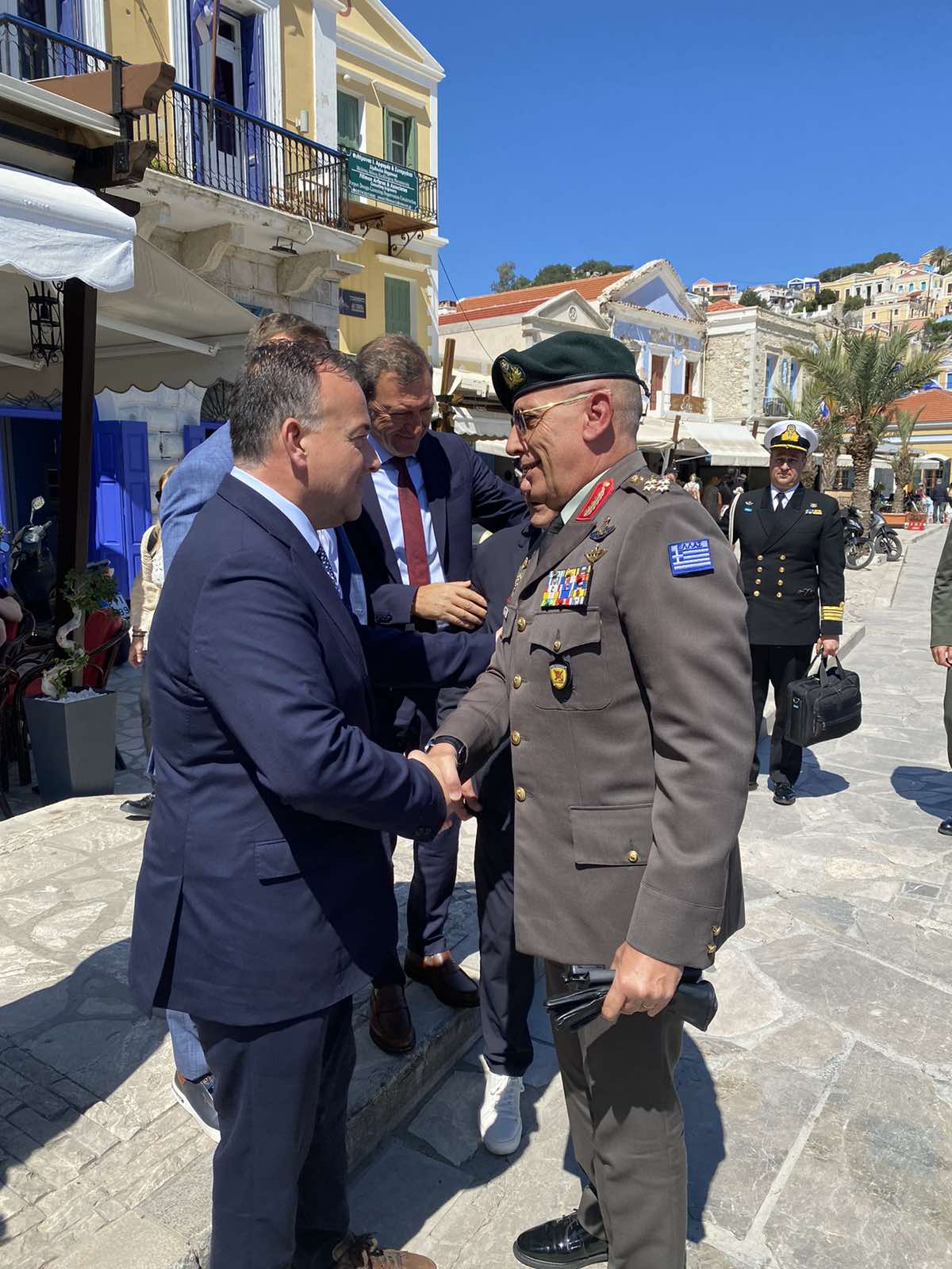 ΣΥΜΗ 85 16.jpg
