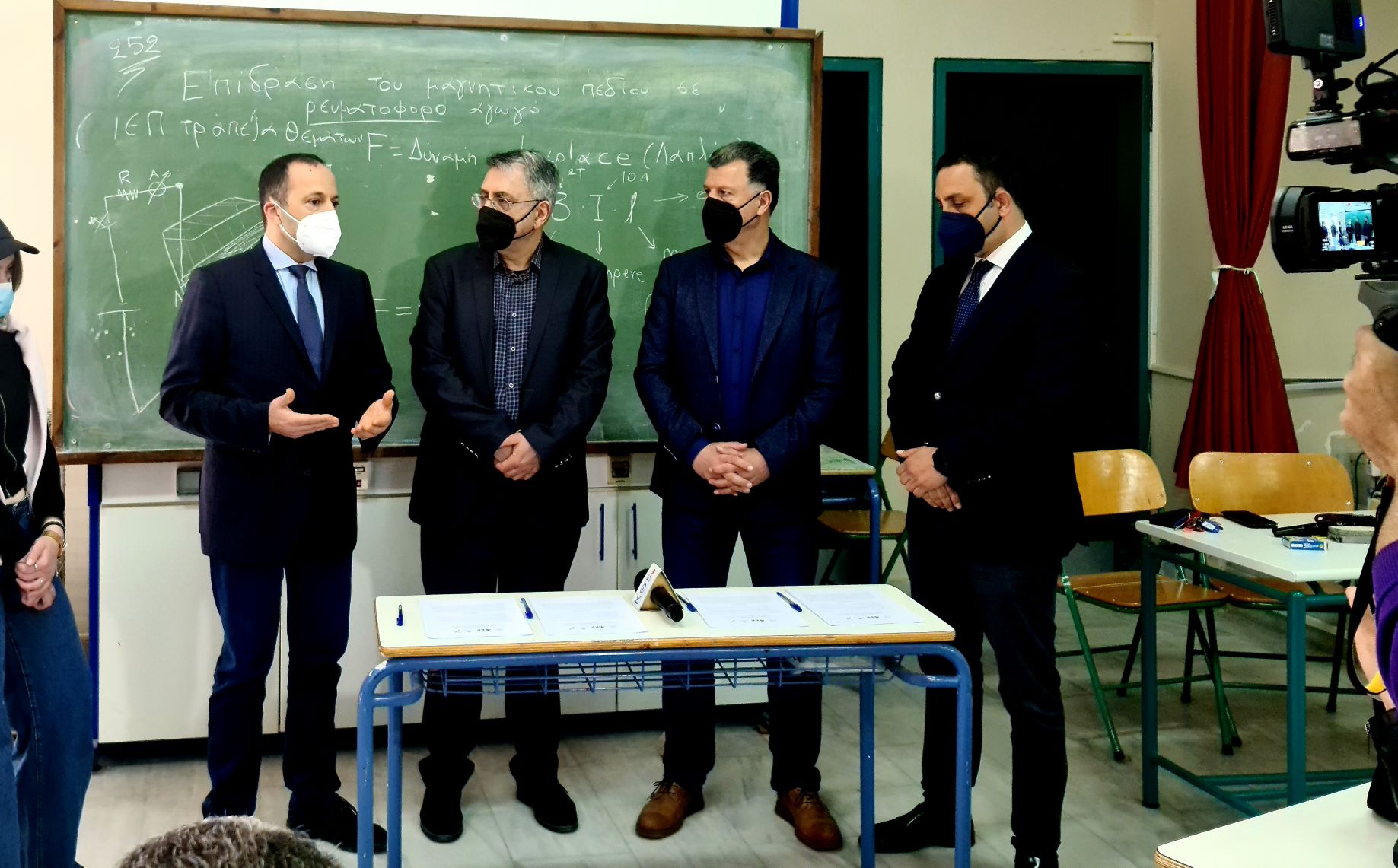 ΥΠΟΓΡΑΦΗ ΜΝΗΜΟΝΙΟΥ_4 ΦΟΡΕΙΣ.jpg