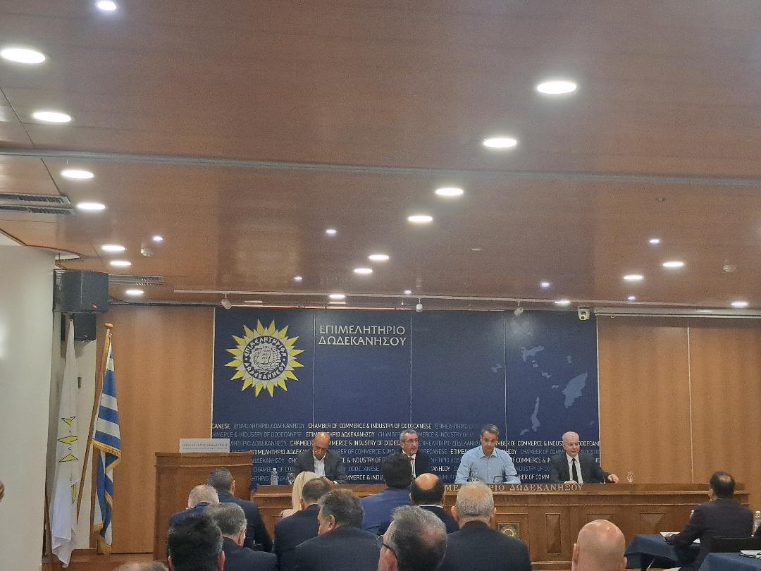 ΦΩΤΟ ΕΠΙΣΚΕΨΗΣ ΠΘ1.jpg