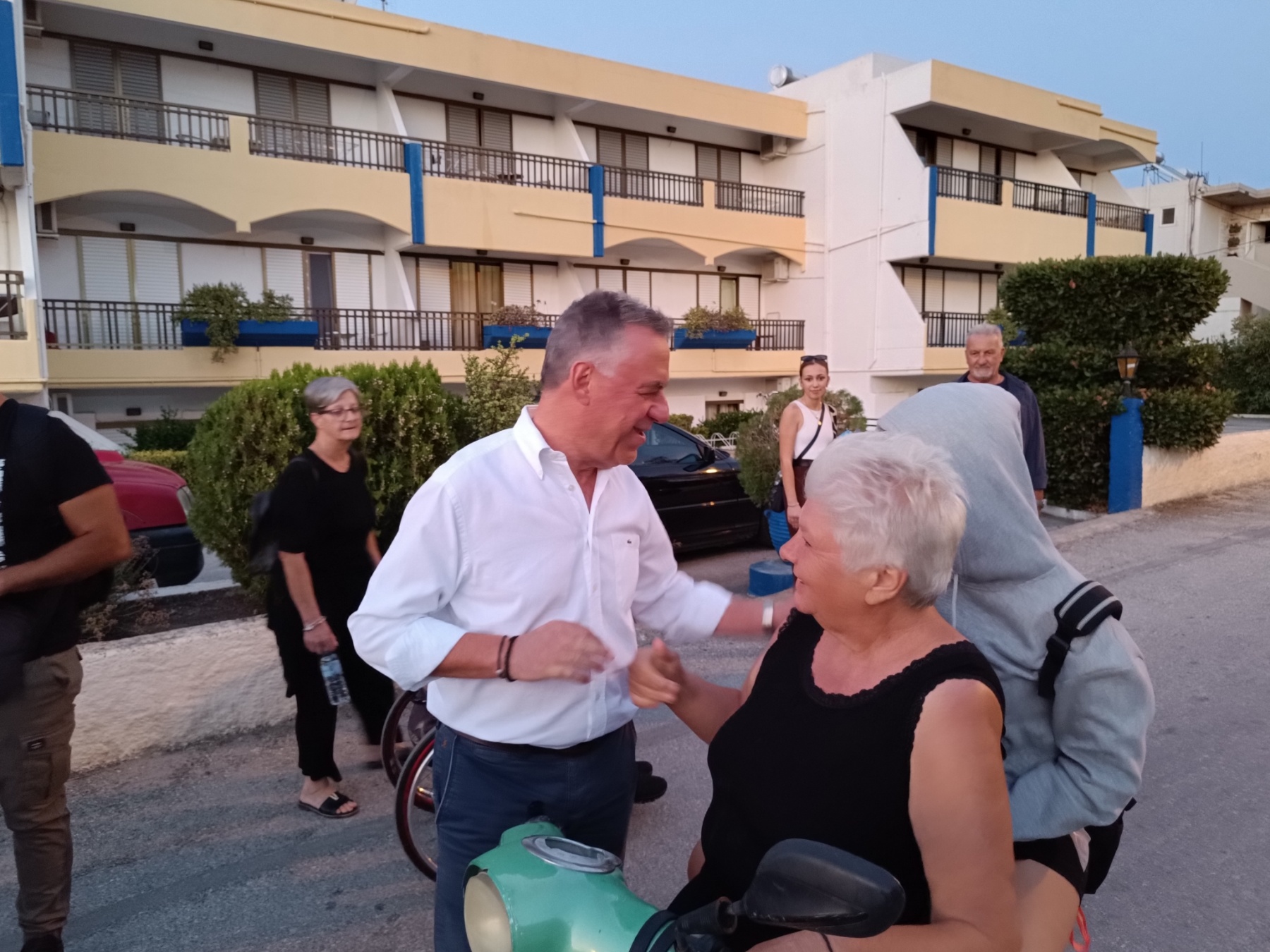 εικόνα_2023-10-03_20-40-38-998.jpg
