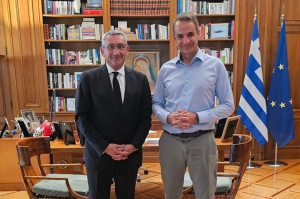 Καΐσερλης Κώστας: &#039;&#039;Χατζημάρκος στον Πρωθυπουργό: Ο υπερτουρισμός είναι ανύπαρκτος!! Εκατοντάδες είναι τα εργοτάξια στα νησιά!!&#039;&#039;