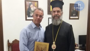 Στη Σύμη για διακοπές ο υπουργός Οικονομικών, Χρήστος Σταϊκούρας