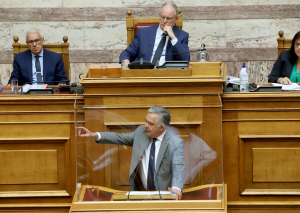 Ο Β. Υψηλάντης εκπρόσωπος του Προέδρου της Βουλής των Ελλήνων στις εκδηλώσεις για την επέτειο της Ναυμαχίας του Γέροντα στην Κάλυμνο