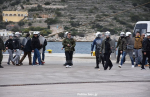 Τα ΜΑΤ έφυγαν σπάζοντας αυτοκίνητα και αποκαλώντας τους Χιώτες τουρκόσπορους - Έκθετη η κυβέρνηση Μητσοτάκη