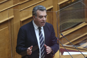 ΜΑΝΟΣ ΚΟΝΣΟΛΑΣ: Πρόταση για άτοκα στεγαστικά δάνεια σε κατοίκους νησιών με πληθυσμό έως 1.000 κατοίκους ή σε πολίτες που θα εγκατασταθούν σε αυτά τα νησιά