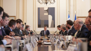 Μητσοτάκης σε περιφερειάρχες για το μεταναστευτικό:  Δεν γίνεται να ζητάω αλληλεγγύη από την Ευρώπη, όταν δεν υπάρχει αλληλεγγύη μεταξύ μας