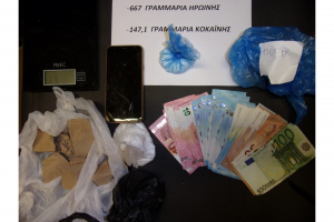 37χρονος αλλοδαπός έθαβε ναρκωτικά σε υπαίθρια σημεία στη Ρόδο - Κατασχέθηκαν 667 γρ. ηρωίνης, 147 γρ. κοκαΐνης κ.α.