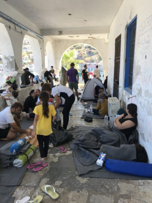 Κραυγή αγωνίας από τους αστυνομικούς στη Σύμη - &#039;&#039; Το νησί έχει ‘’καταληφθεί’’ από τους μετανάστες &#039;&#039;