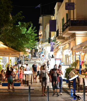Παρατείνεται στην Κω, η απαγόρευση λειτουργίας χώρων εστίασης και διασκέδασης από τα μεσάνυχτα ως τις 7 το πρωί