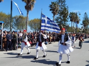 Η παρέλαση για την Επέτειο της 7ης Μαρτίου στην Κω. Δείτε πλούσιο φωτορεπορτάζ