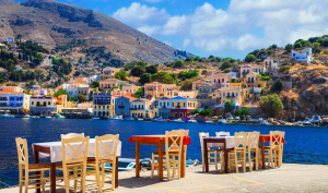 Σύμη: Bλάβη σε πλοίο με 371 επιβάτες