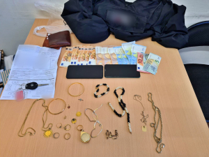 Εξιχνιάστηκαν άμεσα από την Υποδιεύθυνση Ασφαλείας Ρόδου δύο περιπτώσεις απόσπασης χρημάτων-χρυσαφικών με τη μέθοδο του ιατρικού επείγοντος