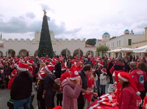 Γέμισε δεκάδες &#039;&#039;Άγιους Βασίληδες&#039;&#039; η πόλη της Κω