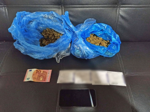 Συνελήφθη στην Κάλυμνο 29χρονος ημεδαπός για διακίνηση ναρκωτικών ουσιών και τραυματισμό αστυνομικού