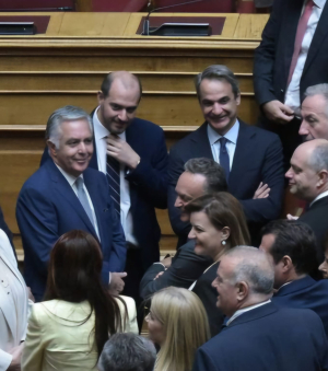 Βασίλης Α. Υψηλάντης : « Η εκλογή μου, για 6η συνεχόμενη χρονιά, ως Κοσμήτορας της Βουλής αποτελεί αναγνώριση της διαχρονικής αυτής κοινοβουλευτικής παρουσίας και των αγώνων μου για τα Δωδεκάνησα και τον Κοινοβουλευτισμό»