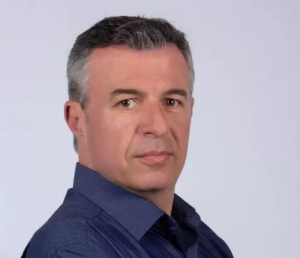 Σταμάτης Καμπουράκης: Η Κυριακή πλησιάζει!! Η μεγάλη μέρα που ο τόπος μας θα γυρίσει σελίδα πλησιάζει!!