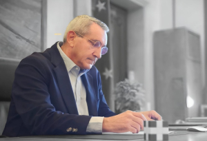 Γιώργος Χατζημάρκος: Από σήμερα, κάποιοι στην Κω έχουν επιπλέον 1.052.632,88 λόγους να μας κακολογούν