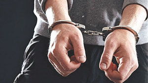 Μυτιλήνη: Συνελήφθη 23χρονος Αλγερινός αιτών άσυλο, που επιχείρησε να βιάσει 20χρονη μέσα στο σπίτι της