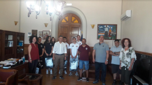 Α.Σ &quot;ΙΠΠΟΚΡΑΤΗΣ&quot;: 300 Μάσκες παρέδωσαν στον Δήμαρχο Κω μέλη της διοίκησης και αντιπροσωπεία αθλητών