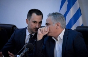 Το υπουργείο Εσωτερικών σπάει 4 δήμους, 3 μήνες πριν τις εκλογές