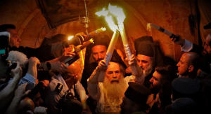 Στις 21:20 η άφιξη του Αγίου Φωτός στην Κω το Μεγάλο Σάββατο