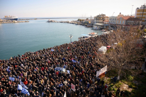 Μεγάλη κινητοποίηση πολιτών στη Μυτιλήνη για το μεταναστευτικό