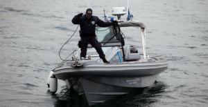 Νεκρό το 3χρονο αγοράκι μετά την σύγκρουση σκάφους του λιμενικού με λέμβο με μετανάστες έξω από την Κω - Εντοπίστηκε ένας από τους αγνοούμενους - Συνεχίζονται οι έρευνες για τον 26χρονο άνδρα