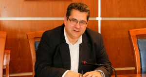 ΧΑΡΑΛΑΜΠΟΣ ΚΟΚΚΙΝΟΣ:  Στην Κάλυμνο και σε περιοχές με βαρύ επιδημιολογικό φορτίο να επανεξεταστεί η απόφαση  επαναλειτουργίας των σχολικών μονάδων