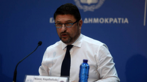 Ν. Χαρδαλιάς: θα απαγορευθούν οι πτήσεις ιδιωτικών αεροσκαφών και ελικοπτέρων στα νησιά
