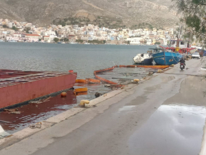 Κάλυμνος: Βυθίστηκε στο λιμάνι παροπλισμένο φορτηγό πλοίο