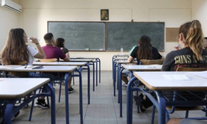 Από τις 6 Μαΐου επιστρέφουν οι καθηγητές σε Γυμνάσια και Λύκεια