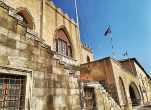 Κατακύρωση του διαγωνισμού της κατασκευής προβλήτα στη νησίδα Στρογγύλη, από την Οικονομική Επιτροπή της Περιφέρειας