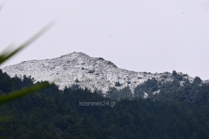 Έντονη χαλαζόπτωση το απόγευμα της Πέμπτης στην Κω - Χιόνισε ξανά στην κορυφή του Δικαίου