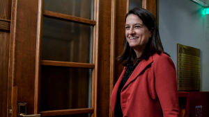 Νίκη Κεραμέως: Τη σημαία στα σχολεία θα τη σηκώνει ο καλύτερος- Τέλος η κλήρωση