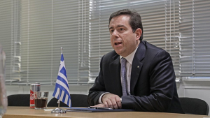Μηταράκης: Τέλος τα επιδόματα και οι παροχές σε όσους έχουν άσυλο