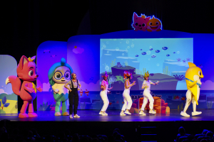 Baby Shark: Η επίσημη θεατρική παράσταση του Pinkfong με τον Baby Shark ΓΙΑ ΜΙΑ ΜΟΝΑΔΙΚΗ ΠΑΡΑΣΤΑΣΗ την Πέμπτη 8/8 στην ΚΩ