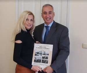 Συνάντηση εργασίας του Αντιπεριφερειάρχη κ. Γ. Κρητικού στο Διεθνές Κέντρο Συγγραφέων και Μεταφραστών Ρόδου, με την Προϊσταμένη κ. Νάνσυ Τρυποσκούφη και υπηρεσιακά στελέχη