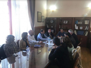 Σύριζα Β Δωδεκανήσου για επίσκεψη Μηταράκη στην Κω : Τα νησιά δεν είναι στρατόπεδα συγκέντρωσης - Οι πρόσφυγες δεν είναι κρατούμενοι