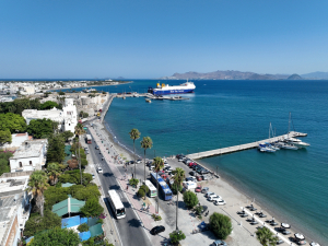 Παγώνουν οι τιμές των ακτοπλοϊκών εισιτηρίων - Η μείωση των λιμενικών τελών συγκράτησε το μεταφορικό κόστος