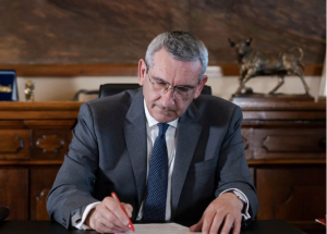 Εξαίρεση της Περιφέρειας Νοτίου Αιγαίου από την μείωση των περιφερειακών συμβούλων, ζητά ο Περιφερειάρχης από τον Υπουργό Εσωτερικών