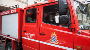 Εκδήλωση πυρκαγιάς σε μηχανοκίνητο σκάφος στη Ρόδο