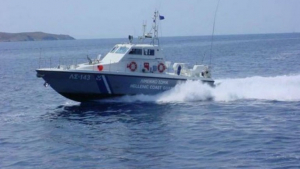 Στο Μαρμάρι προσάραξε σκάφος με 24 μετανάστες- Μεταφέρθηκαν στο hot spot στο Πυλί
