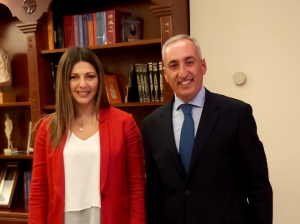 Συνάντηση εργασίας του Αντιπεριφερειάρχη Παιδείας,  Γιάννη Κρητικού με την Υφυπουργό Παιδείας και Θρησκευμάτων, Σοφία Ζαχαράκη