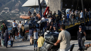Μεταφορά περισσότερων από 1.400 προσφύγων και μεταναστών από το κέντρο υποδοχής της Μόριας σε δομές φιλοξενίας της Β. Ελλάδας