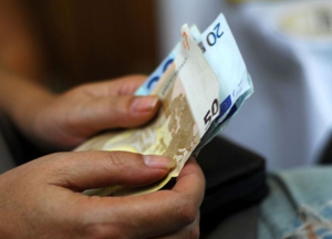 Δώρο Πάσχα 2025: Πότε καταβάλλεται - Ποιοι το δικαιούνται