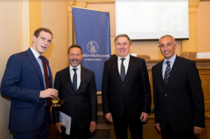 Ο Αντιπεριφερειάρχης Γ. Κρητικός, στην παρουσίαση του βιβλίου &#039;&#039;Τα χρήματα δεν φυτρώνουν στα δέντρα&#039;&#039;