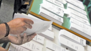 Ακόμη δεν έχουν καθοριστεί τα εκλογικά συνεργεία στα νησιά μας!
