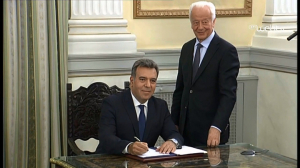 Ορκίστηκε Υφυπουργός Τουρισμού ο Μάνος Κόνσολας